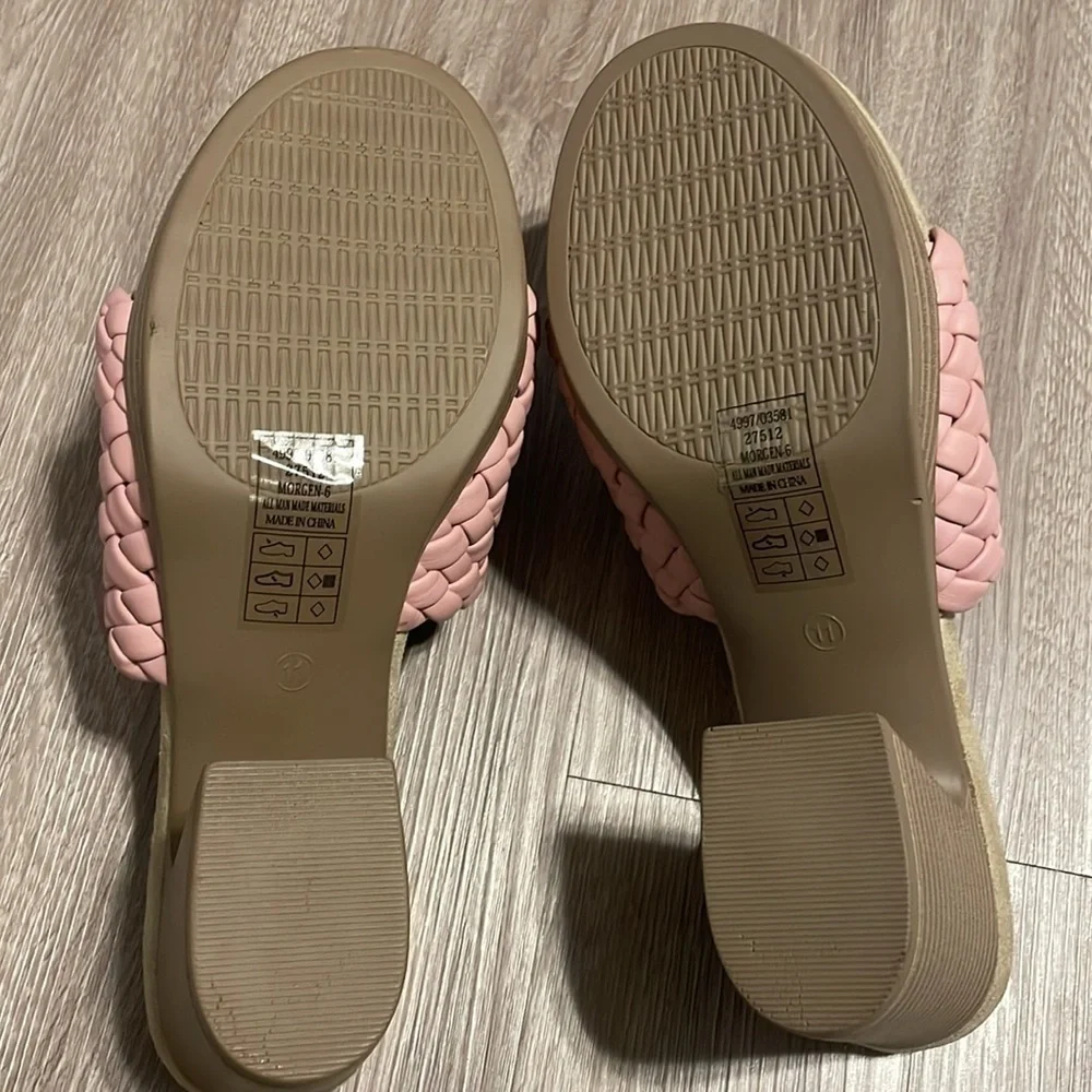 Pierre Dumas Women’s Morgen Sandal Heels Size 11 Pink Thick Heel Quilted Strap